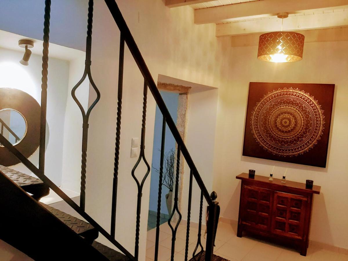 Villa Aspros - Traditionell, Ruhig Und Strandnah Liapades Buitenkant foto