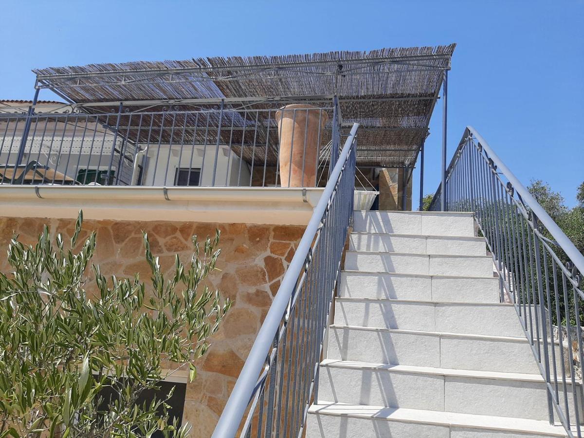 Villa Aspros - Traditionell, Ruhig Und Strandnah Liapades Buitenkant foto